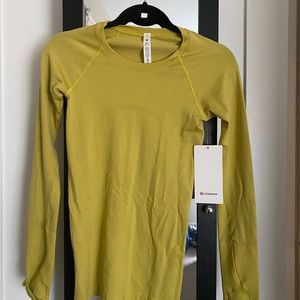 NWT Lululemon Swiftly Tech Long-Sleeve